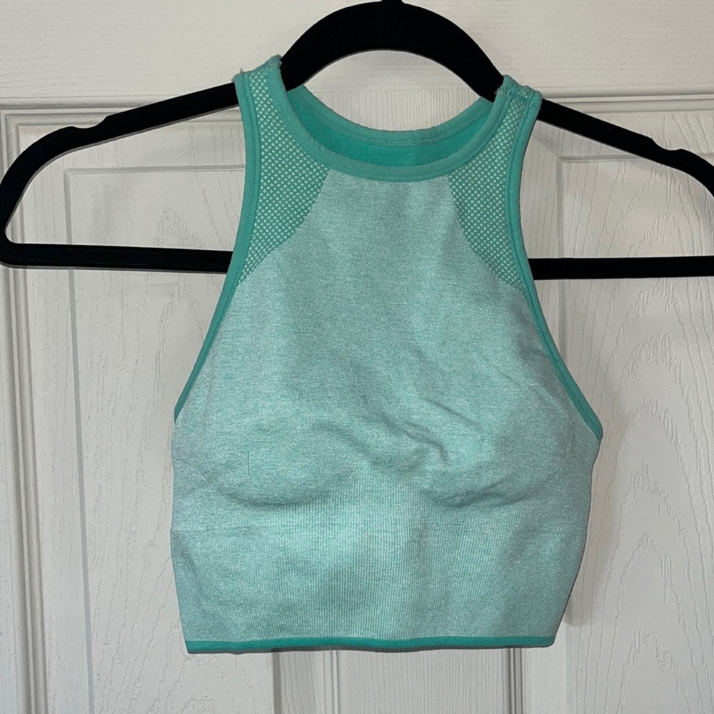 Avooado sports bra crop top